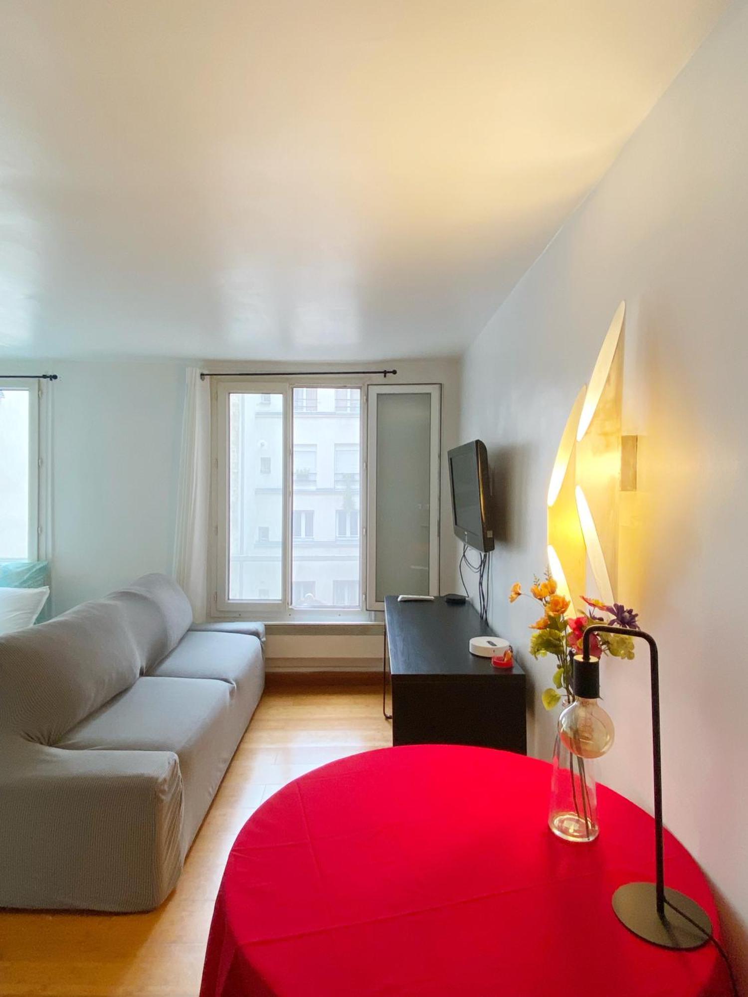 Poetic Paris - Cozy Apartment In Paris 2Nd ภายนอก รูปภาพ